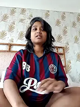 SherineNorth – webcam model profile photo Image 10