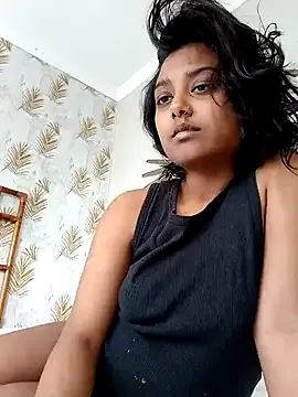 SherineNorth – webcam model profile photo Image 11