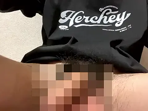 MiraKova – webcam model profile photo Image 15