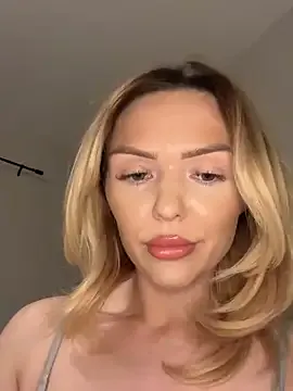 AnnAbbey – webcam model profile photo Image 5