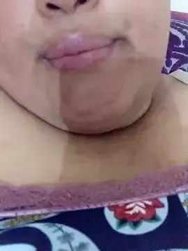 SherineNorth – webcam model profile photo Image 3