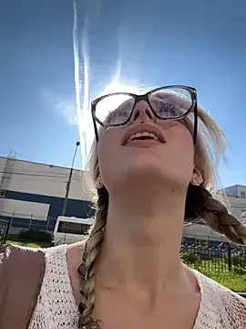 MarKaa0 – webcam model profile photo Image 6