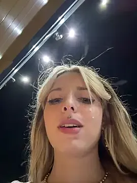 MarKaa0 – webcam model profile photo Image 8