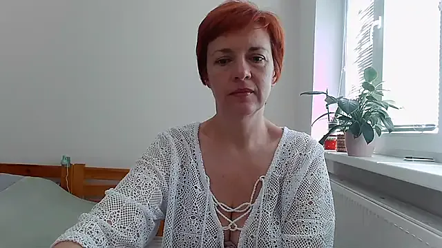 MaraEverly – webcam model profile photo Image 3