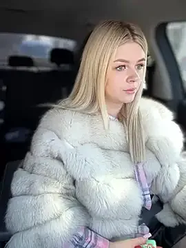 Love_Bri – webcam model profile photo