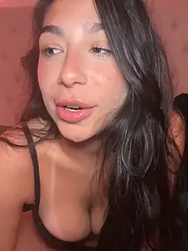 Sandra – webcam model profile photo Image 5