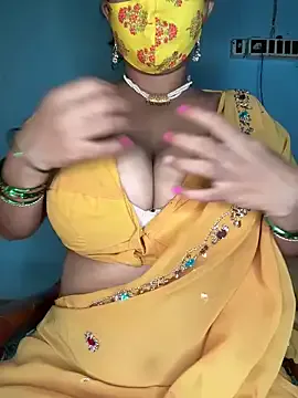 IvyStuart – webcam model profile photo Image 13