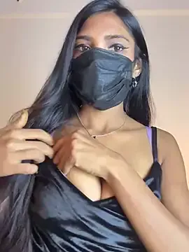 Yui-Ch06 – webcam model profile photo Image 5