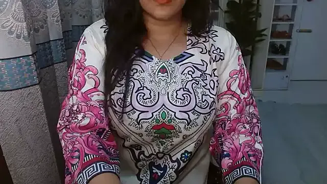 JessieLiu – webcam model profile photo Image 9