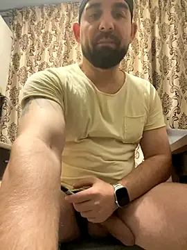 AdeleWood – webcam model profile photo Image 7