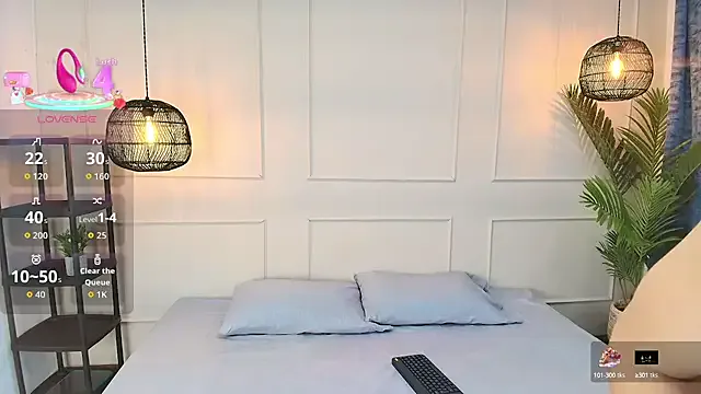 nadya-74 – webcam model profile photo Image 14