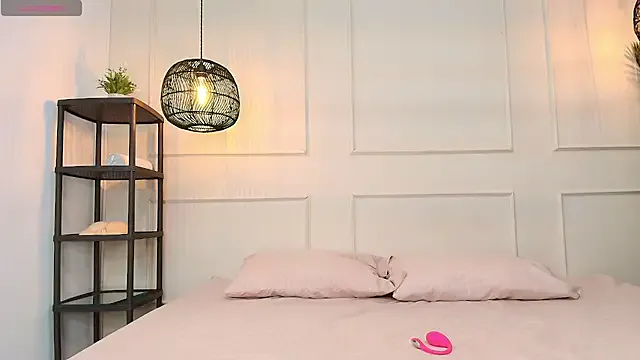 nadya-74 – webcam model profile photo Image 19