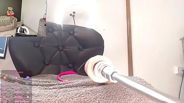 JessieLiu – webcam model profile photo Image 2