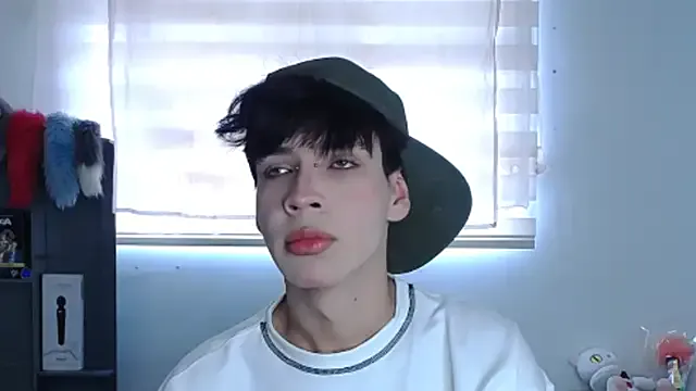 AlisonColemans – webcam model profile photo Image 3