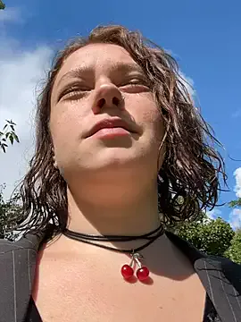 Aoi-Kitsunen – webcam model profile photo Image 10