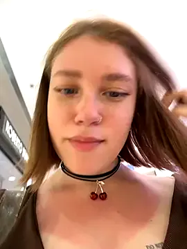 Aoi-Kitsunen – webcam model profile photo Image 6