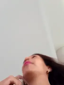 alana15 – webcam model profile photo Image 3