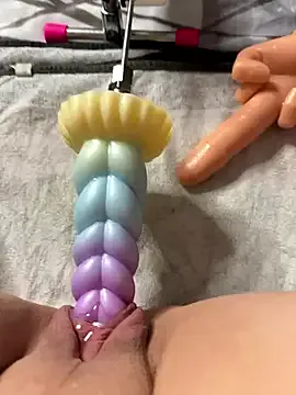 SherineNorth – webcam model profile photo Image 11