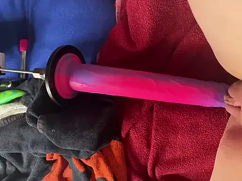 SherineNorth – webcam model profile photo Image 5