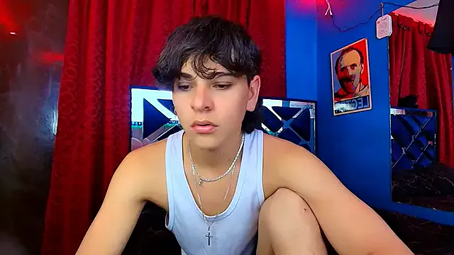 Antonellastrip_ – webcam model profile photo Image 4