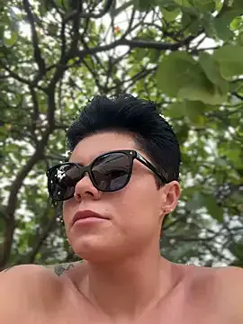 Helen_Vidall – webcam model profile photo Image 9