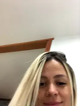 yuna_rin – webcam model profile photo Image 8