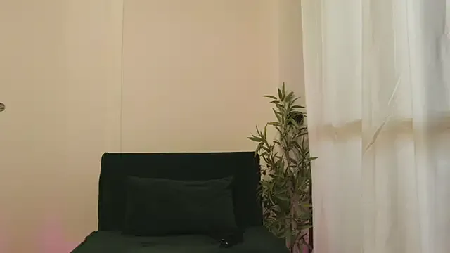 AriaSins – webcam model profile photo Image 9