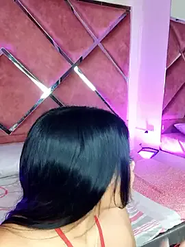 LunaaRosse – webcam model profile photo