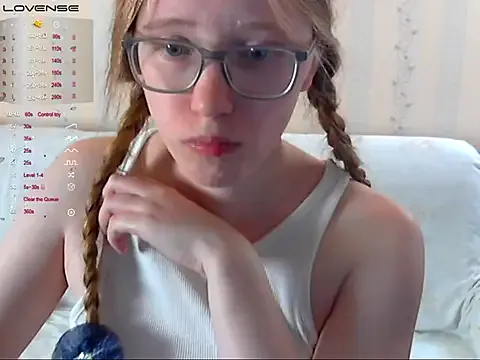 TianaFlower – webcam model profile photo Image 5