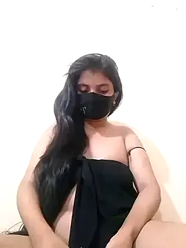 EmiBrow – webcam model profile photo Image 3