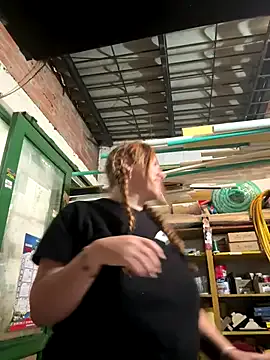 SherineNorth – webcam model profile photo Image 16