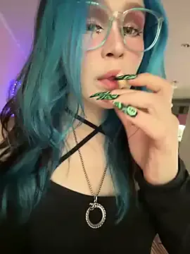 SherineNorth – webcam model profile photo Image 11