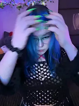 SherineNorth – webcam model profile photo Image 9