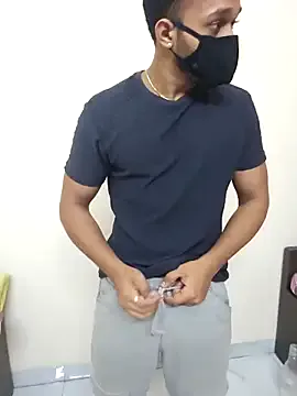 PollyElfi – webcam model profile photo Image 13