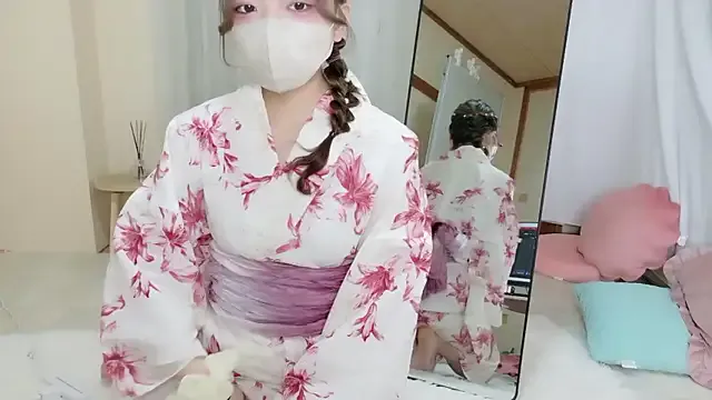 AdrianaAndrade – webcam model profile photo Image 13