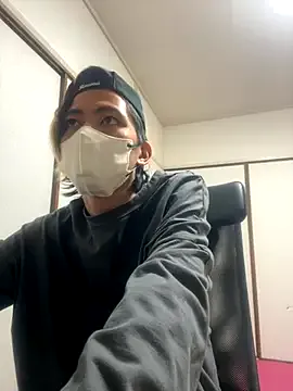 Yaya--728 – webcam model profile photo Image 7