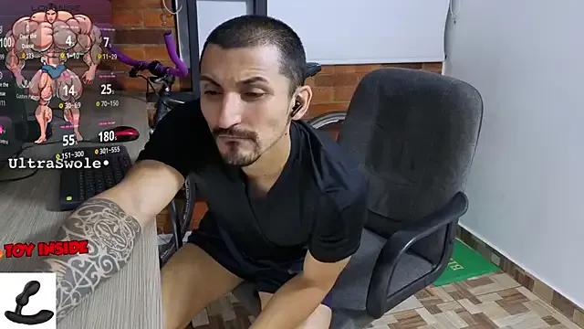 Carine – webcam model profile photo Image 17