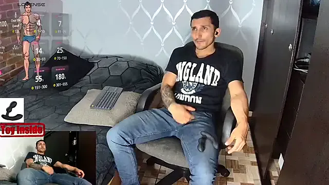 Carine – webcam model profile photo Image 5