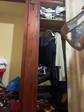 Bella – webcam model profile photo Image 16