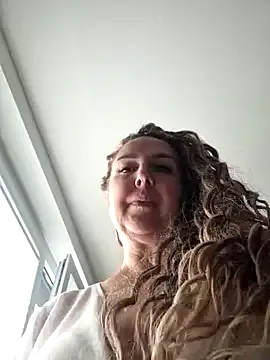 TokionaJoe – webcam model profile photo Image 3