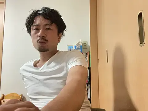 MelinaLuviani – webcam model profile photo Image 13