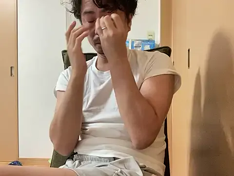 MelinaLuviani – webcam model profile photo Image 16