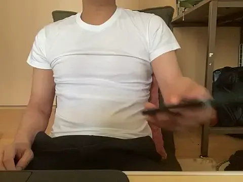 MelinaLuviani – webcam model profile photo Image 2