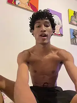 AdeleWood – webcam model profile photo Image 2