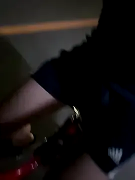 AdeleWood – webcam model profile photo Image 5