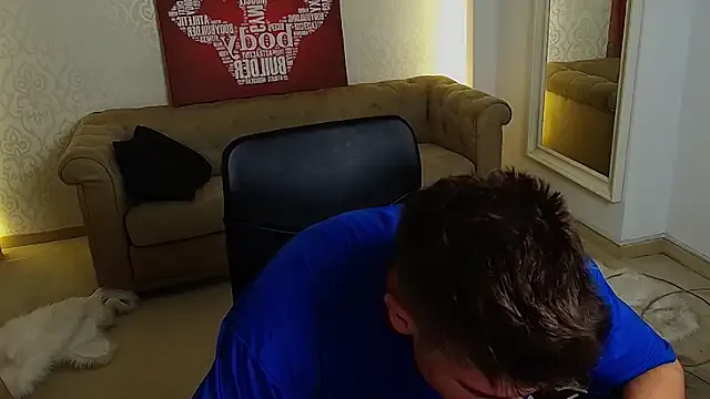 Dolce – webcam model profile photo Image 13