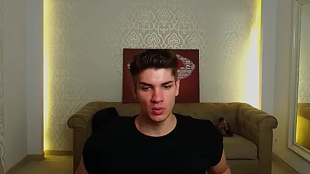 Dolce – webcam model profile photo Image 15