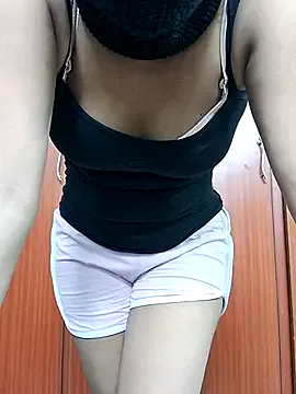 AngerlaMei – webcam model profile photo Image 15