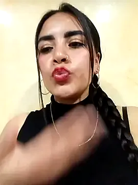 JessieLiu – webcam model profile photo Image 6