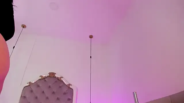 SarithaBroun – webcam model profile photo Image 6